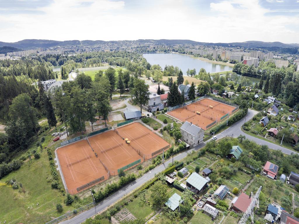 Hotel Brizky Jablonec nad Nisou Luaran gambar