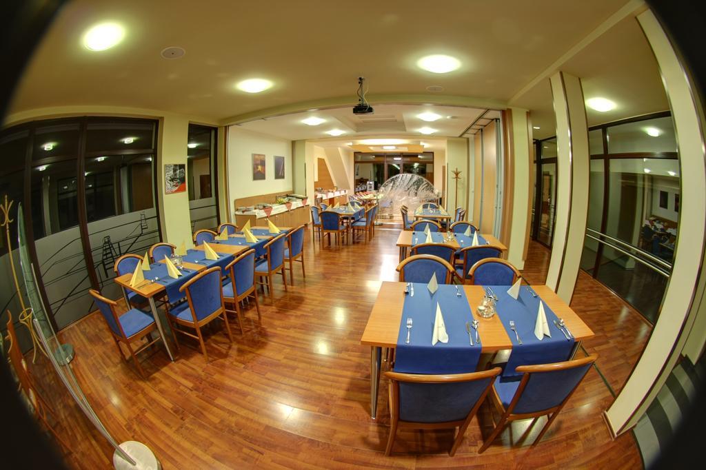 Hotel Brizky Jablonec nad Nisou Luaran gambar