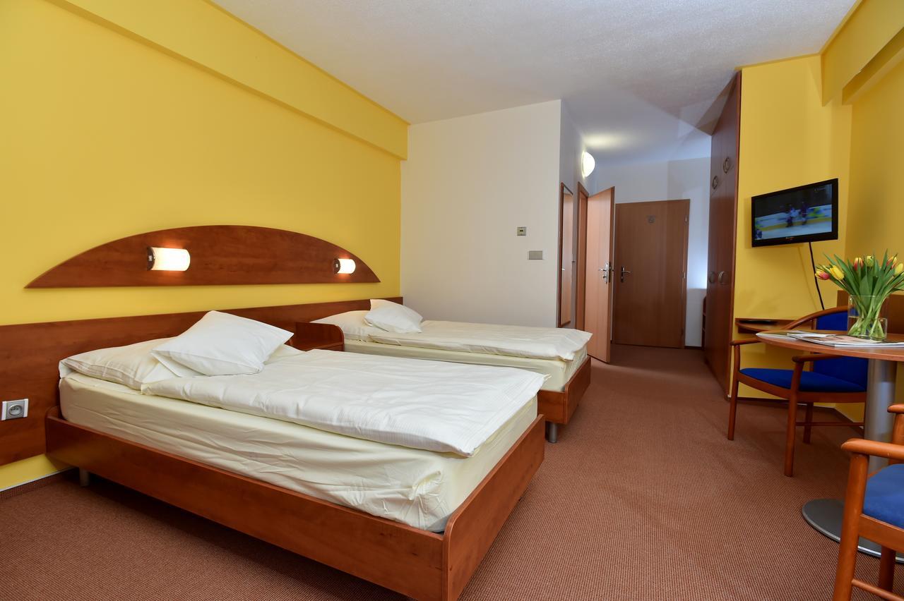 Hotel Brizky Jablonec nad Nisou Luaran gambar