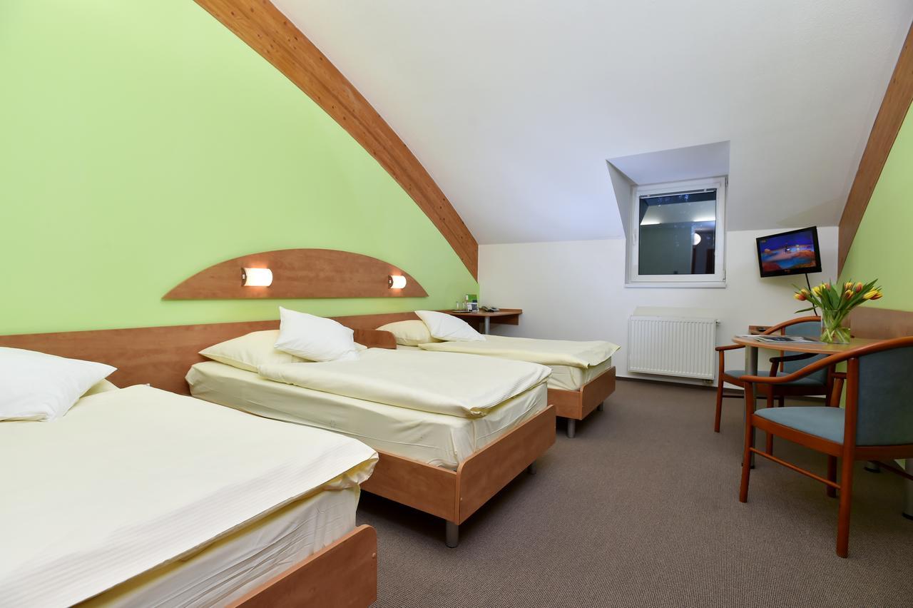 Hotel Brizky Jablonec nad Nisou Luaran gambar